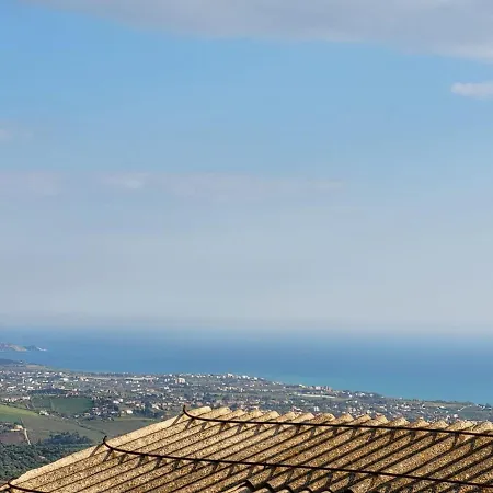 Scorcio Di Mare 別荘